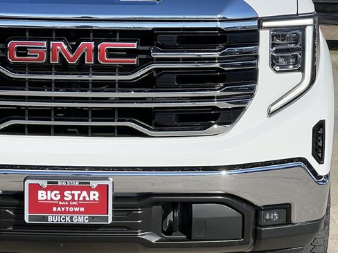 Used 2023 GMC Sierra 1500 SLT w/ SLT Premium Package image 7