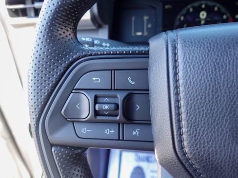 New 2026 Toyota Tacoma SR AWD/4WD image 17