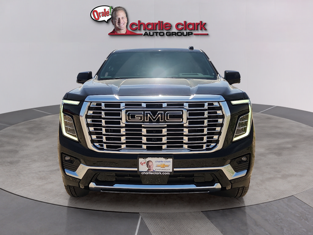 New 2026 GMC Yukon Denali w/ Denali Reserve Package AWD/4WD image 8