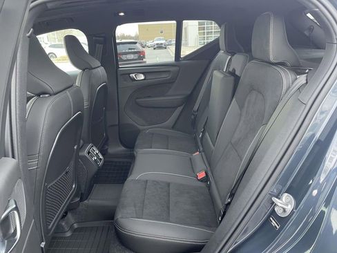 New 2026 Volvo XC40 B5 Ultra w/ Protection Package Premier image 3