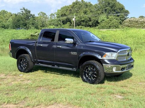Used 2015 RAM 1500 Laramie w/ Convenience Group AWD/4WD image 7