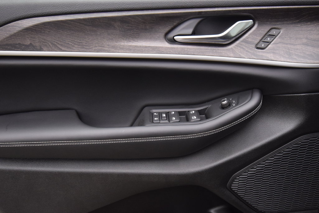 New 2027 Jeep Grand Cherokee Limited AWD/4WD image 32