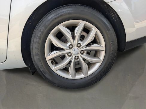 Used 2019 Kia Sedona EX FWD image 10