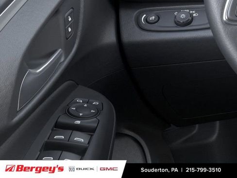 New 2026 Buick Envista Preferred w/ Convenience I Package FWD image 24