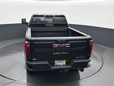 New 2026 GMC Sierra 3500 Denali w/ Denali Reserve Package image 18