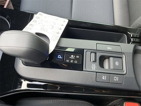 New 2026 Toyota Prius LE image 25