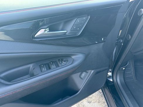 Used 2024 Chevrolet Blazer EV RS image 18