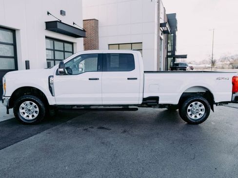 Used 2024 Ford F350 XLT image 5