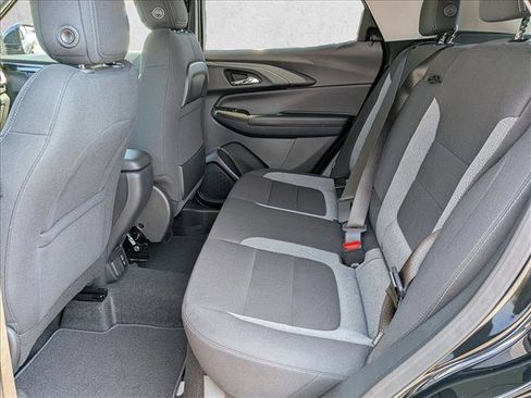New 2026 Chevrolet TrailBlazer LT w/ Convenience Package AWD/4WD image 16