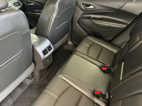 Used 2023 Chevrolet Equinox Premier AWD/4WD image 14