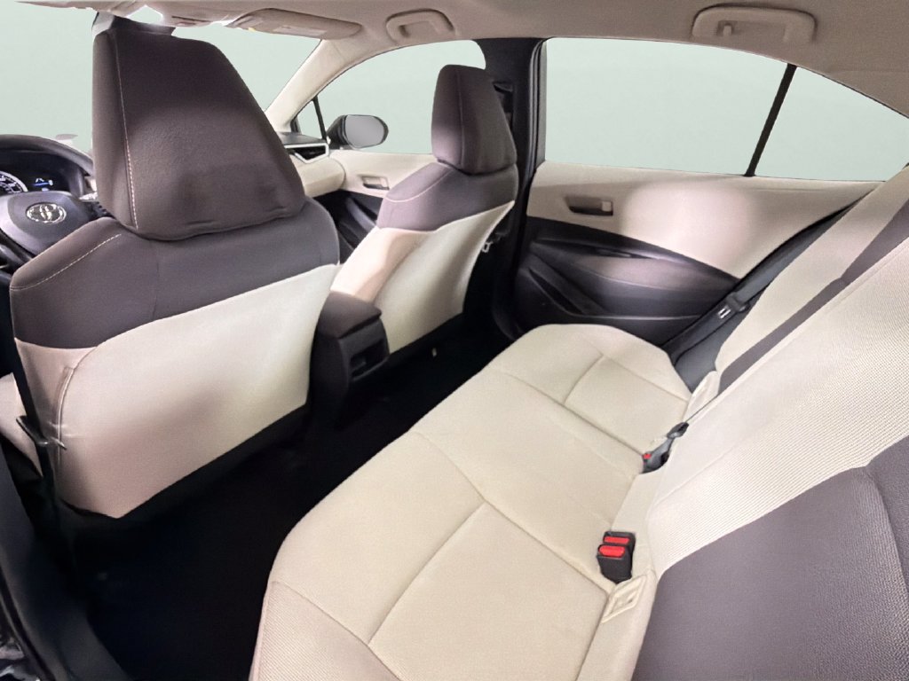 Used 2021 Toyota Corolla LE FWD image 27