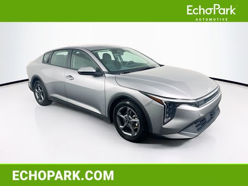 Used 2025 Kia K4 FWD image 1