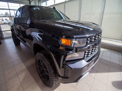 Certified 2022 Chevrolet Silverado 1500 Custom Trail Boss w/ Safety Confidence Package image 4