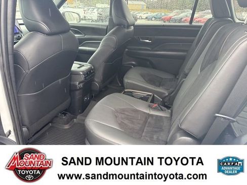 Used 2024 Toyota Grand Highlander MAX Platinum image 14