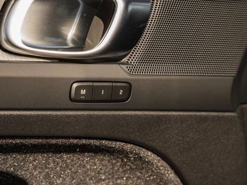 New 2026 Volvo XC40 B5 Plus w/ Protection Package Premier image 40