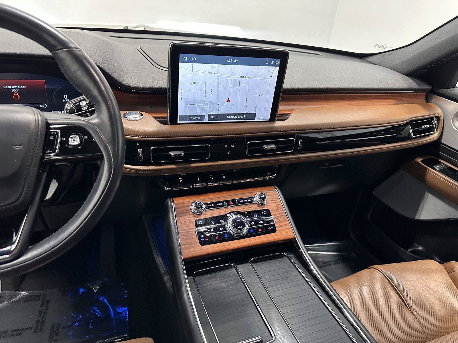 Used 2020 Lincoln Aviator Reserve w/ Equipment Group 202A AWD/4WD image 20