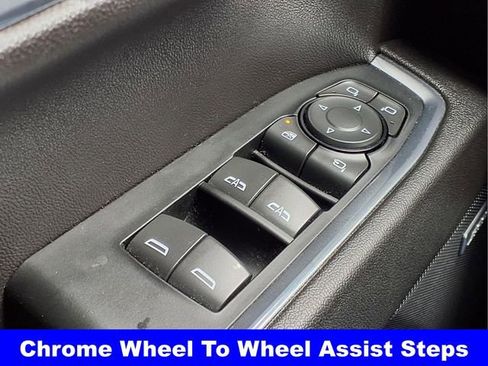 Used 2024 GMC Sierra 1500 SLT w/ SLT Premium Plus Package image 13