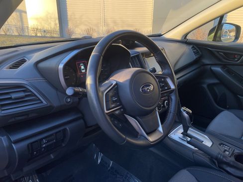 Used 2021 Subaru Crosstrek 2.0i Premium image 24