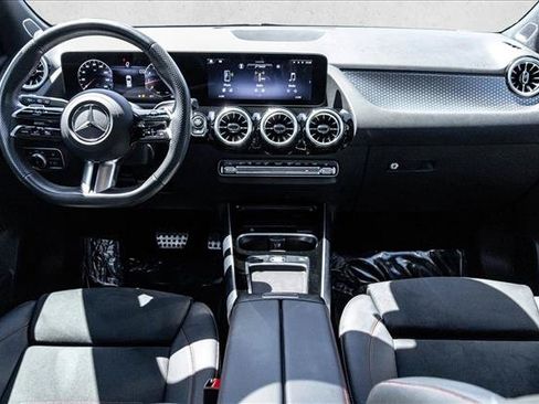 Used 2024 Mercedes-Benz GLA 250 4MATIC image 18