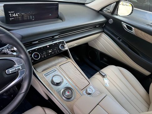 Used 2023 Genesis GV80 3.5T image 33