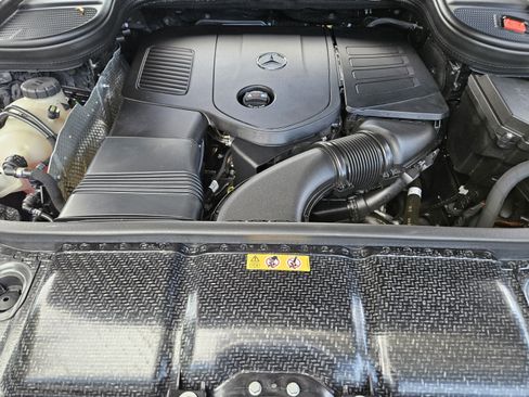 Certified 2025 Mercedes-Benz GLE 350 4MATIC image 23