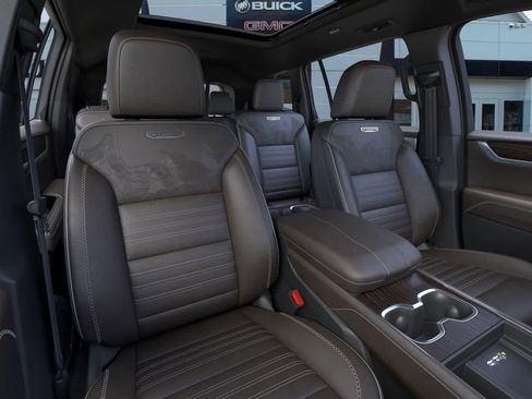 New 2026 GMC Acadia Denali Ultimate image 16