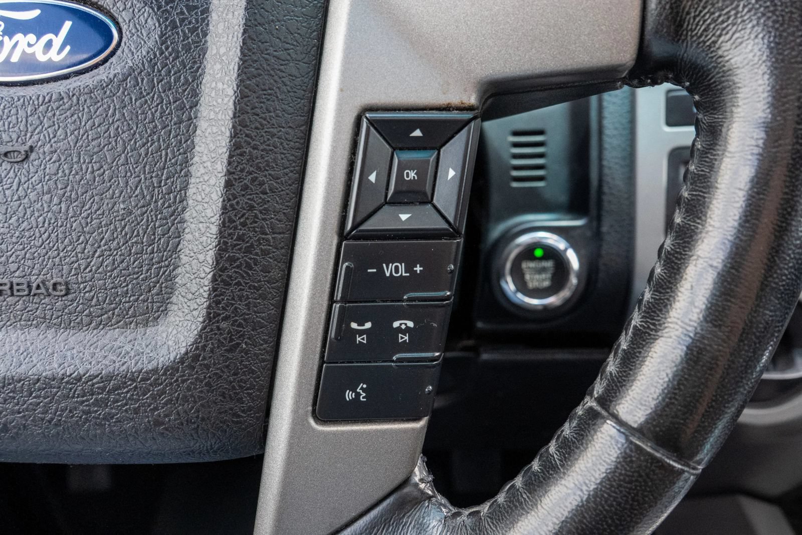 Used 2015 Ford Expedition EL Limited w/ Equipment Group 301A RWD image 14