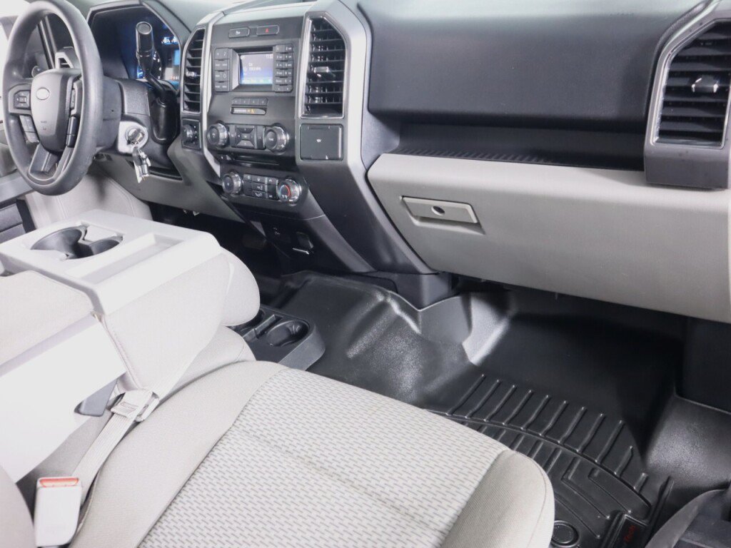 Used 2017 Ford F150 XLT AWD/4WD image 37