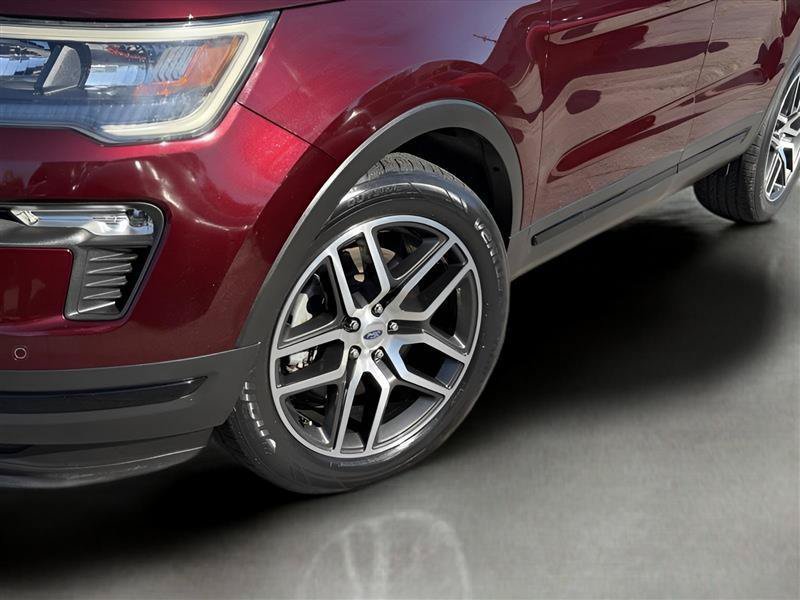 Used 2018 Ford Explorer Sport w/ Equipment Group 401A AWD/4WD image 7