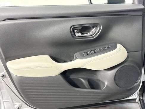 Certified 2023 Honda HR-V LX image 25