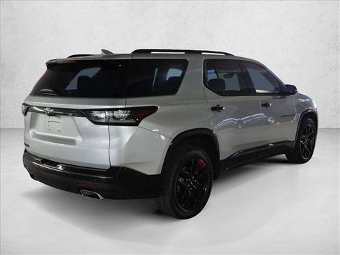 Used 2019 Chevrolet Traverse Premier w/ Redline Edition FWD image 5