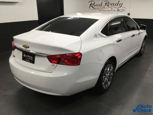 Used 2016 Chevrolet Impala LT w/ Convenience Package image 11