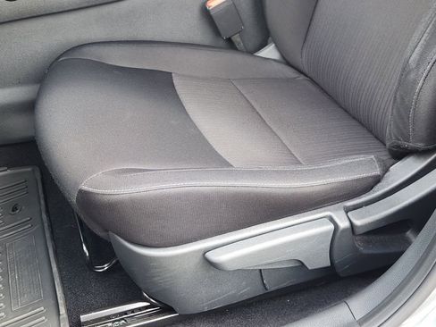 Used 2024 Nissan Sentra SV image 17