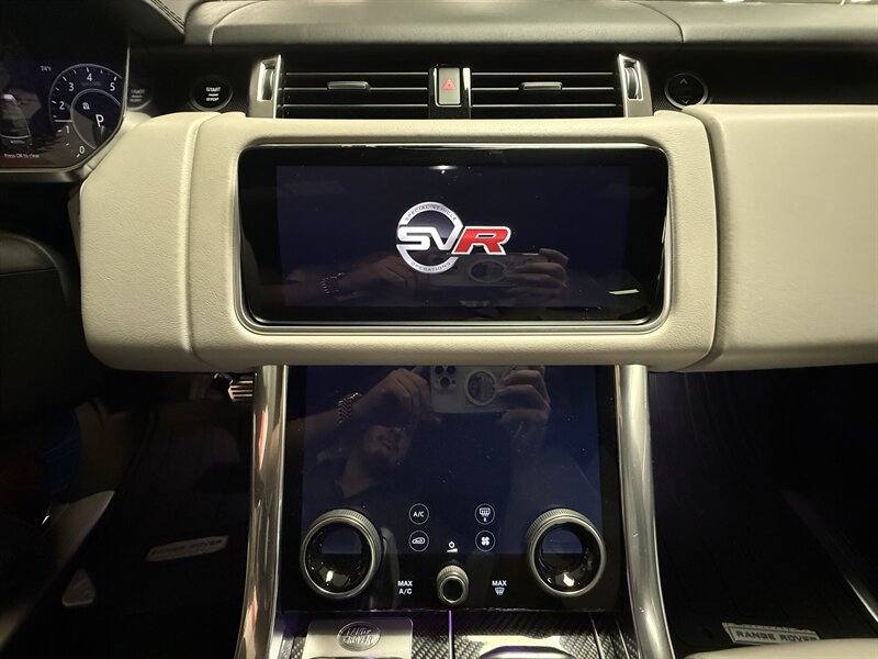 Used 2018 Land Rover Range Rover Sport SVR AWD/4WD image 34