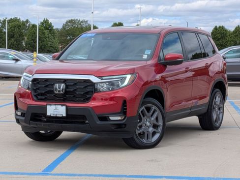 Used 2023 Honda Passport EX-L image 2