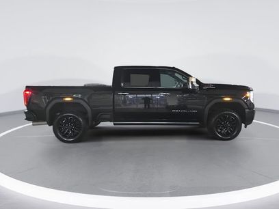 Used 2021 GMC Sierra 2500 Denali w/ Denali Black Diamond Edition