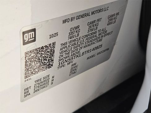 Used 2026 Chevrolet Tahoe High Country RWD image 32