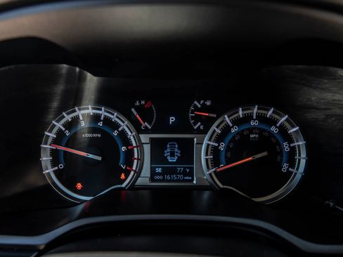 Used 2016 Toyota 4Runner Trail AWD/4WD image 38
