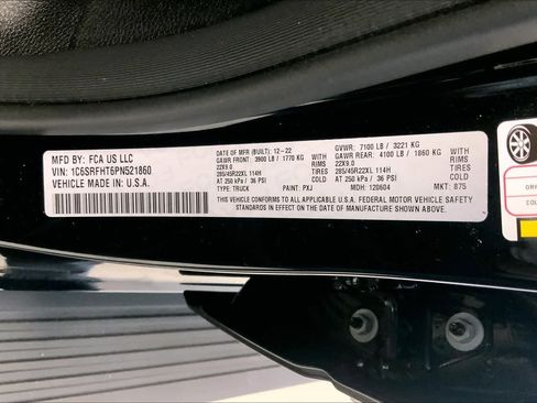 Used 2023 RAM 1500 Limited w/ Body Color Bumper Group image 19