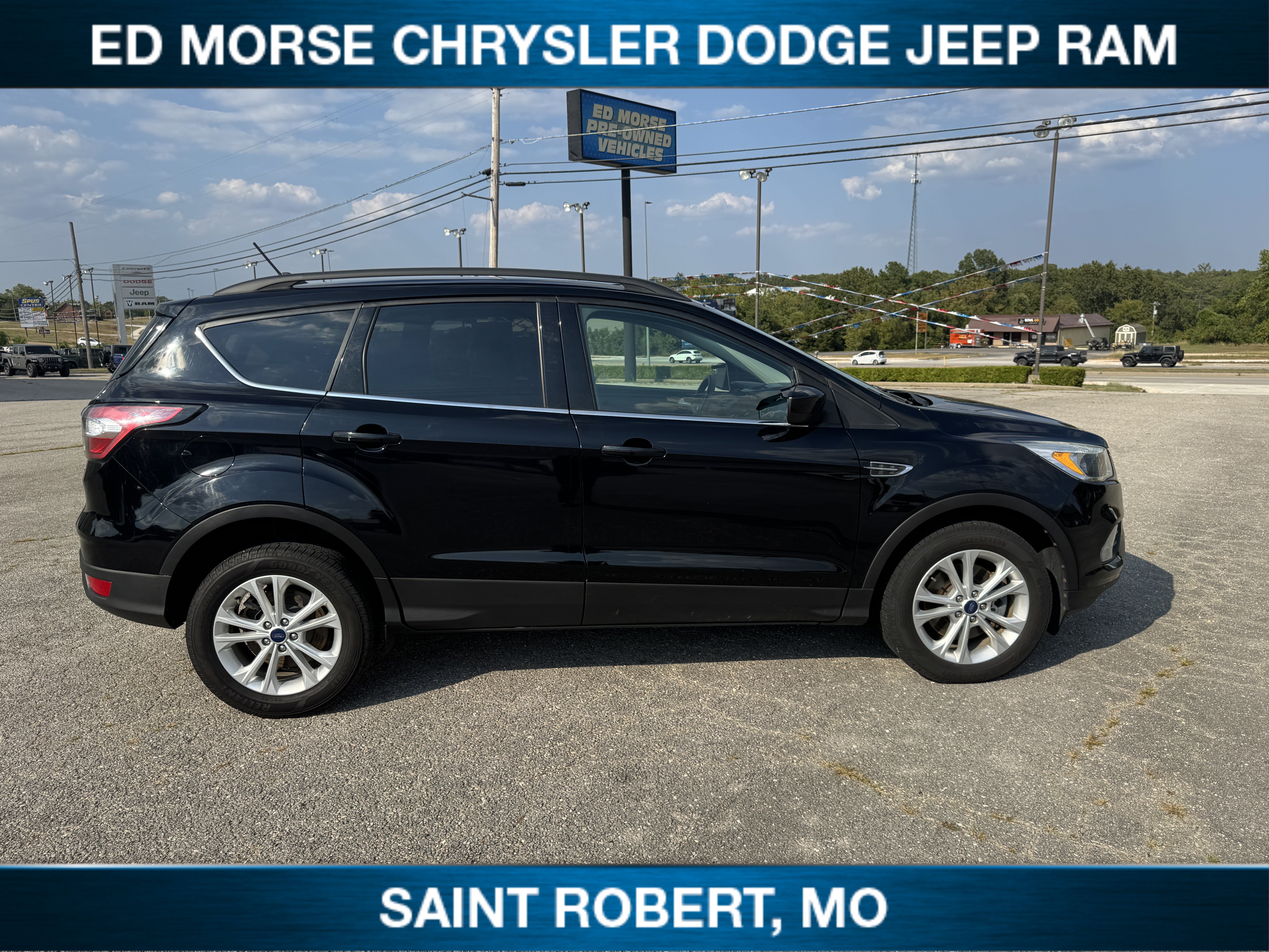 Used 2018 Ford Escape SE w/ SE Sync 3 Package AWD/4WD image 7