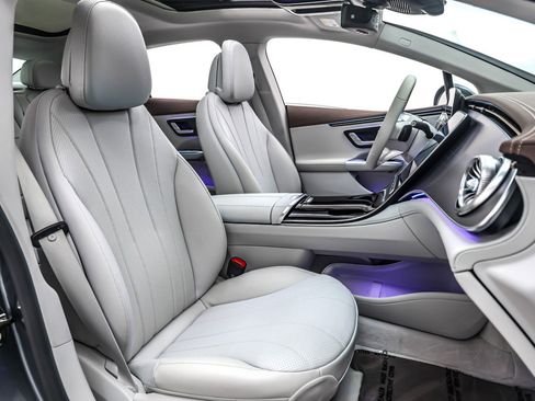 Used 2023 Mercedes-Benz EQE 350+ Sedan image 7