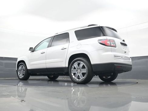 Used 2017 GMC Acadia Limited SLT AWD/4WD image 28