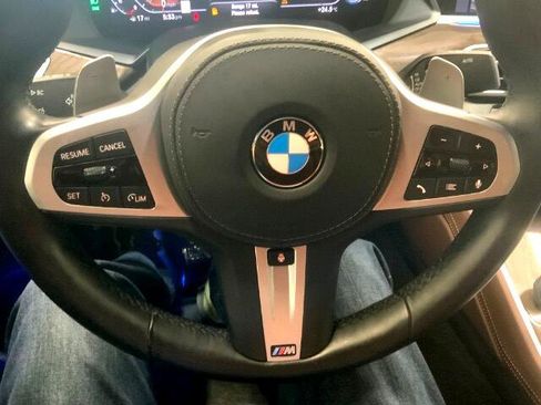 Used 2022 BMW X6 xDrive40i w/ M Sport Package image 27