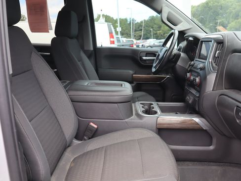 Used 2020 Chevrolet Silverado 1500 LT Trail Boss AWD/4WD image 19
