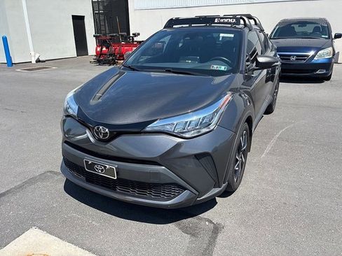 Used 2021 Toyota C-HR XLE FWD image 21