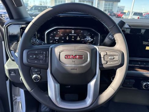 New 2026 GMC Sierra 2500 SLE AWD/4WD image 19