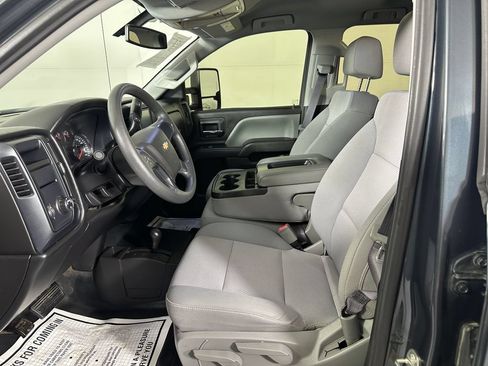 Used 2017 Chevrolet Silverado 1500 W/T AWD/4WD image 13