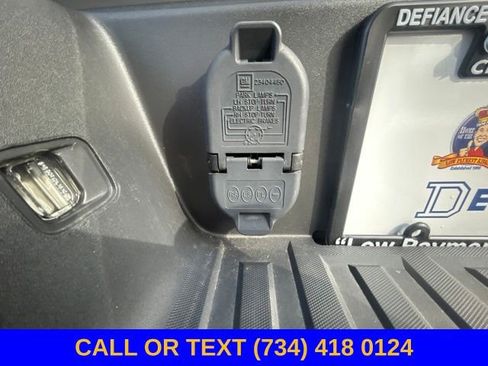 Used 2021 Chevrolet Colorado W/T AWD/4WD image 35