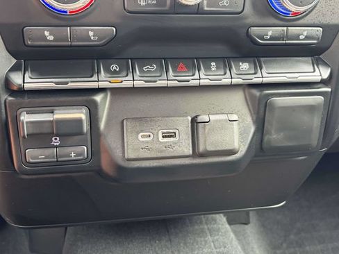 Used 2021 GMC Sierra 1500 Elevation AWD/4WD image 21