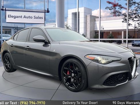 Used 2022 Alfa Romeo Giulia Ti image 3
